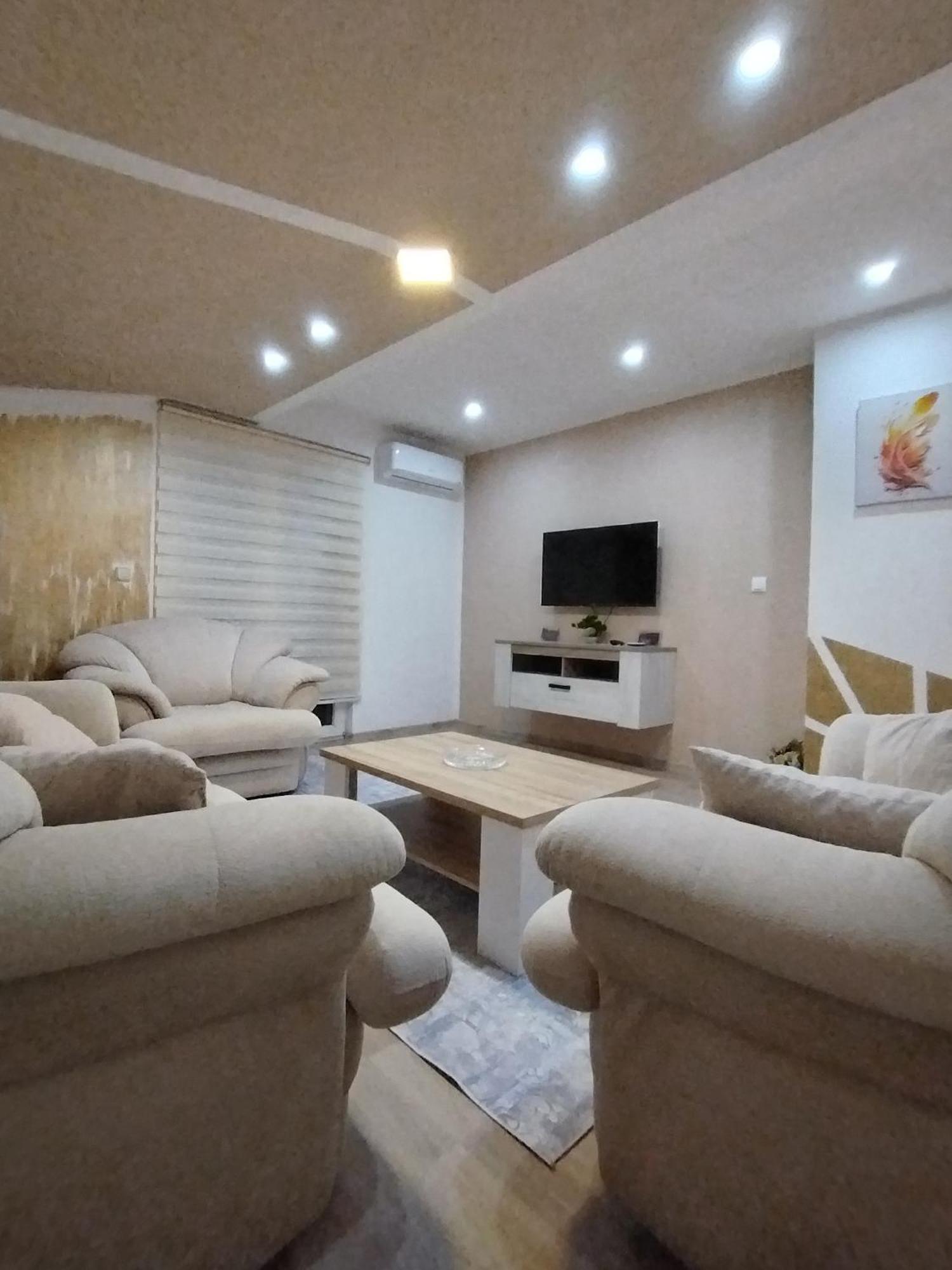 Old Town 1 Apartman *